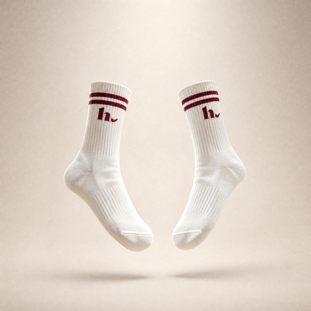 Hypest Sportsokken – Off-White met Burgundy Strepen