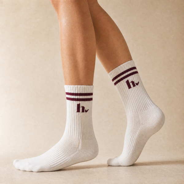 Hypest Sportsokken – Off-White met Burgundy Strepen